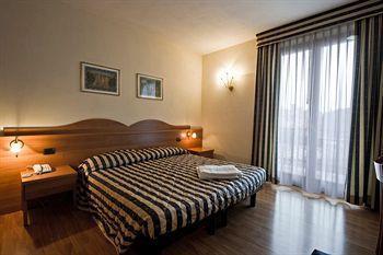 Hotel Costabella 3*