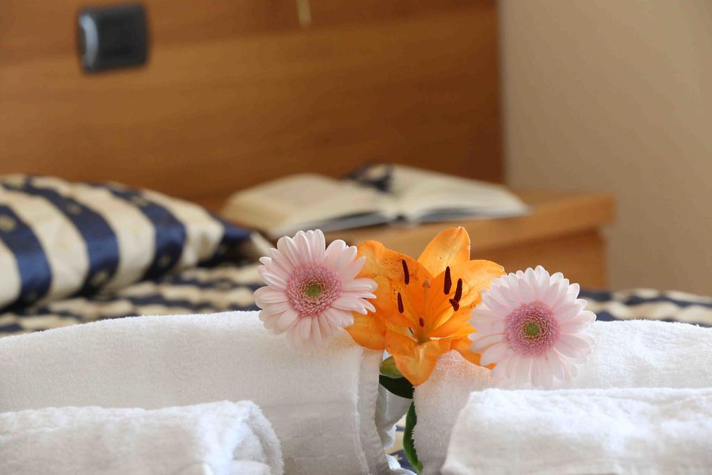 Costabella 3*